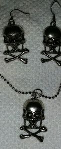 Skull earrings & necklace